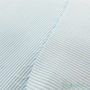Viskose Jaquard Webware | Streifen | Hellblau - Weiß nahaufnahme