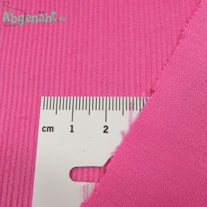 Cord mit ca 1mm breiten Streifen in Pink als Nahaufnahme